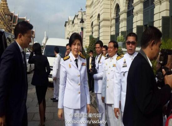 泰国国王87岁生日总理巴育及4位前总理同时亮相组图