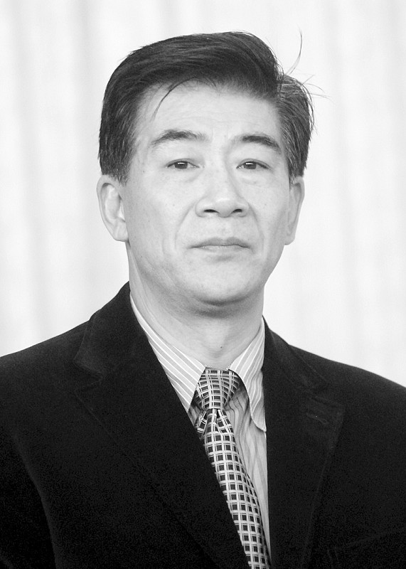 田力维(厦大中文系77级老班长)