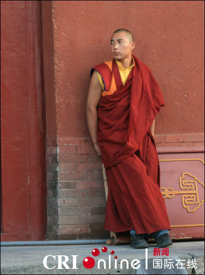 草原之都有座四百年大召寺(组图)