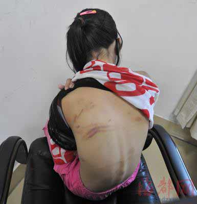 11岁女生不满母亲打骂离家出走(组图)