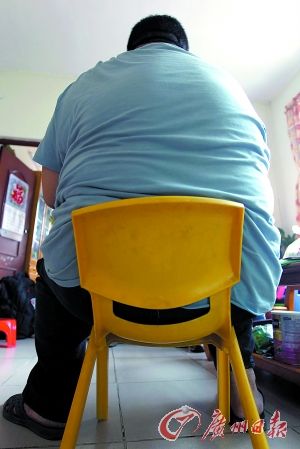 都是因"身体原因"使自己失去打工机会,残疾能得照顾,肥胖却有苦无处诉
