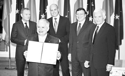 波兰总统签署《里斯本条约》