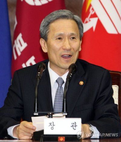 韩国国防部长官金宽镇