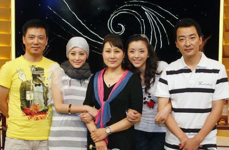 儿女冤家热播吴晓敏黄小蕾戏斗嘴到底