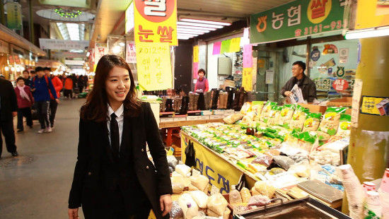 组图韩星朴信惠runningman大显身手