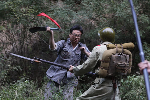 《战地黄花分外香》收官 军旅剧精品获赞