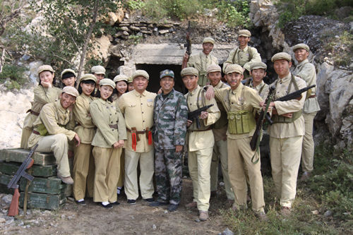 战地黄花分外香收官军旅剧获赞