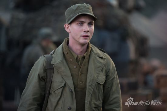 《狂怒》定档11月21日 好评如潮