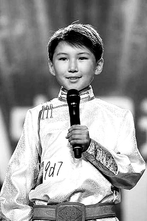 东方卫视凤凰网过招乌达木声音遭质疑