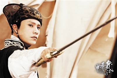 《龙门飞甲》新造型曝光 陈坤演视觉系太监(图)