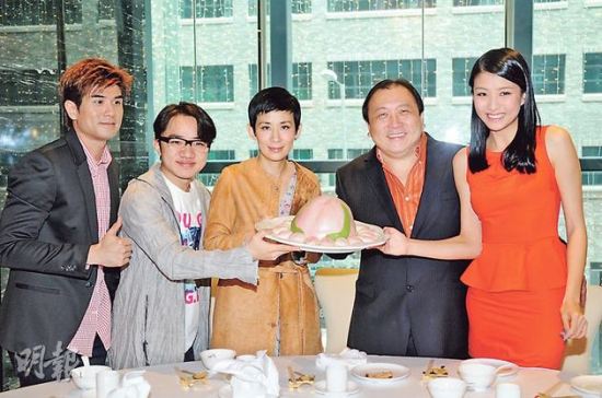 王晶暗讽周星驰没有家庭子女_影音娱乐_新浪网