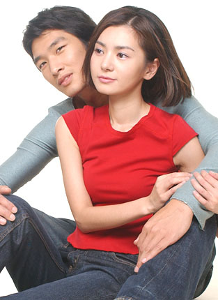 资料图片:韩剧《旋转木马》精彩剧照(23)