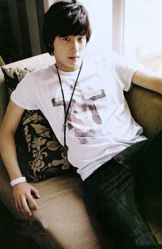 资料图片:郑日宇精彩写真(5)