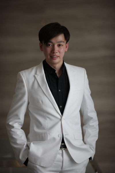 谭正岩出科十年京剧专场抢圣诞档嘉宾分量足