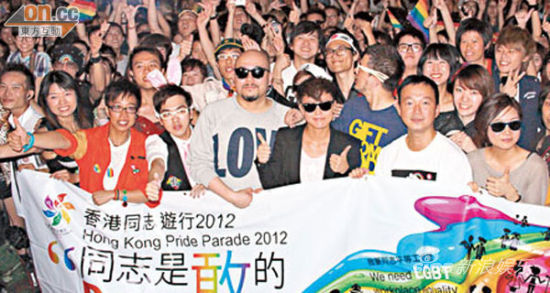 何韵诗默认与舞台剧搭档邓九云恋情图