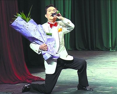 著名湖北大鼓表演艺术家,带着6名弟子,再度启动"告别舞台巡