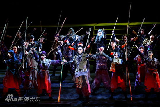 图文：舞台版《天龙八部》首演-乔峰任丐帮帮主_影音娱乐_新浪网