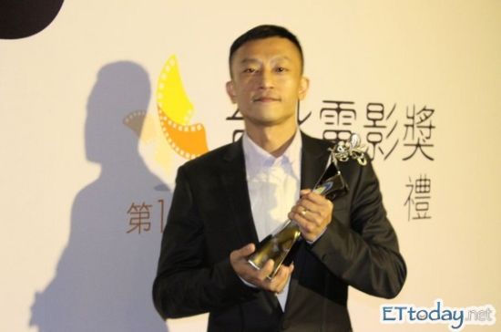 杨雅喆夺台影节媒体奖 调侃桂纶镁不会说话_影音娱乐_新浪网
