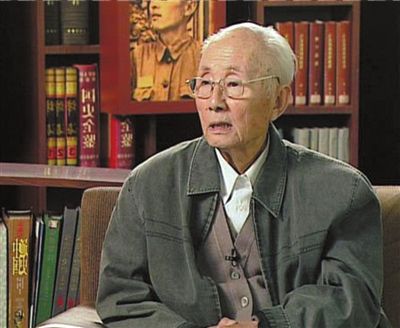 《闪闪的红星》导演李俊去世 众星微博悼念