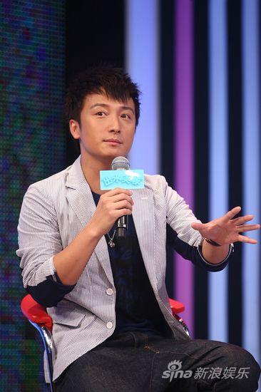 图文:《出水芙蓉》宣传-主演方力申