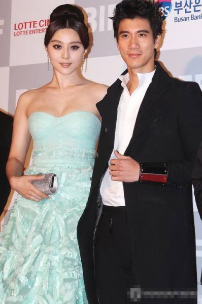 图文:第16届釜山电影节开幕-范冰冰与王力宏