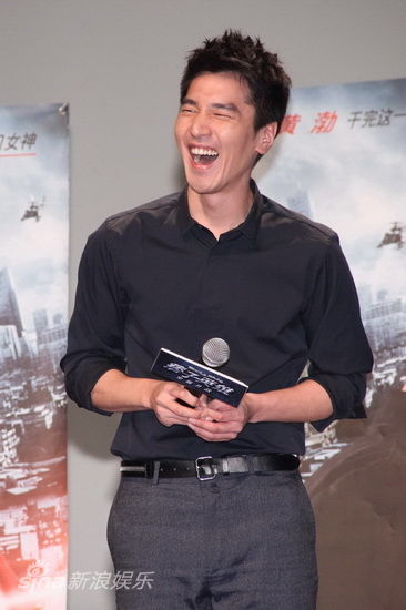 中影《痞子英雄》力挺提档619开战