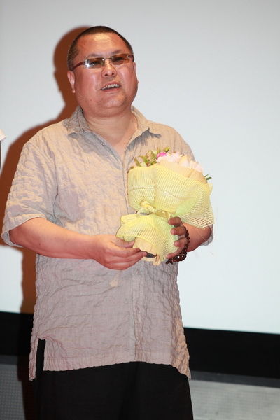 图文神探亨特张亮相导演高群书