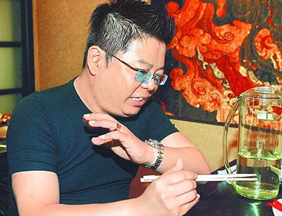 彭立哭诉沦为通缉犯被捕经历 疑为旧爱背债(图)