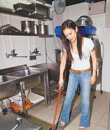 阿雅便当店遭窃损失万余(图)