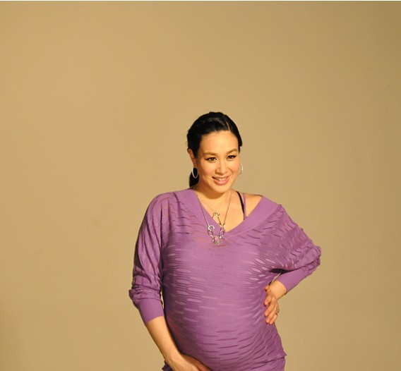 钟丽缇怀孕大肚子照片图片