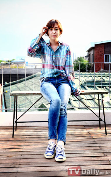 李荷娜携《r2b》重返影坛 学会放下不贪心