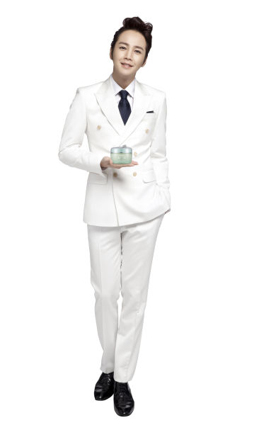 韩星张根硕懂三门外语与海外粉丝互动(图)