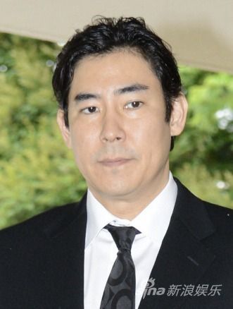 高岛政伸离婚9日判决称因离婚变肥十公斤