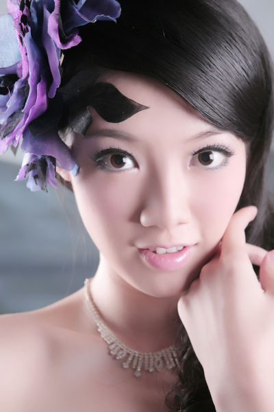 邓雯心凭借《一睡成名》受关注(图)