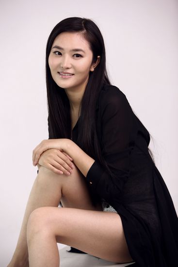 石峄做客访谈节目聊新戏 坦言对演戏上瘾|石峄|《闹