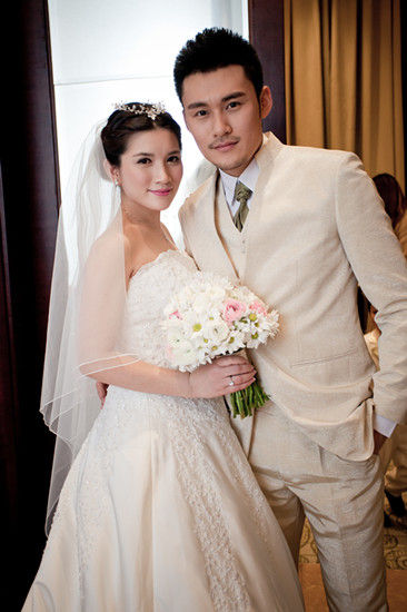 商忆莎禹洋大婚影视圈再添夫妻档