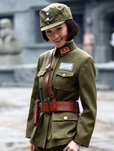 李曼《汉阳造》中饰演江雪