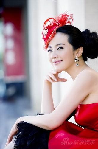 孟茜黑色蕾丝尽显诱惑 化身公主形象百变(组图)_影音娱乐_新浪网