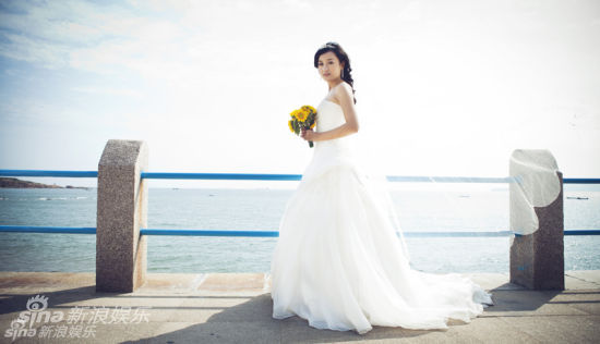 傅淼纯美婚纱照曝光 结束八年恋爱长跑(组图)