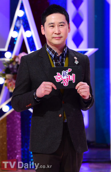 韩星申东烨主持新综艺 评审最佳排序女(图)