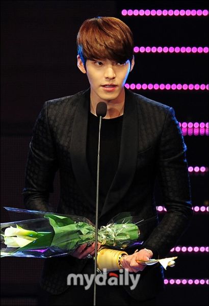 rain金宇彬将出演rm李钟硕恐难同行