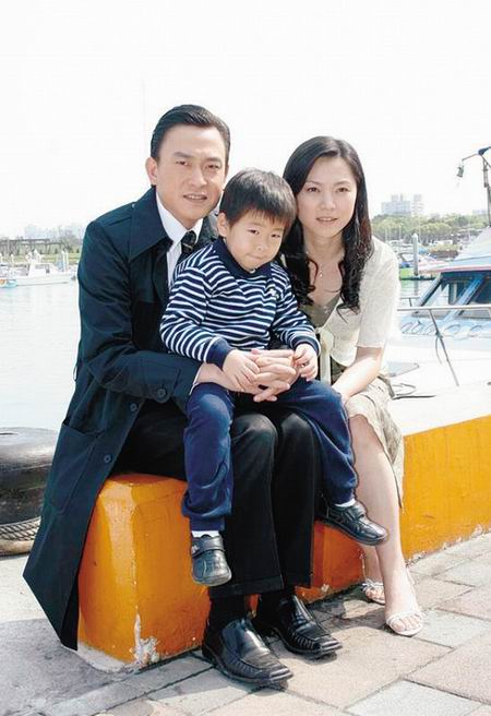 2007-11-25 01:56 沈阳晚报0收藏 李兴文,王识贤,张凤书,李李仁 剧照