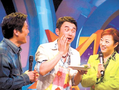 回首50年电视综艺大舞台:那些秀自己玩自己乐