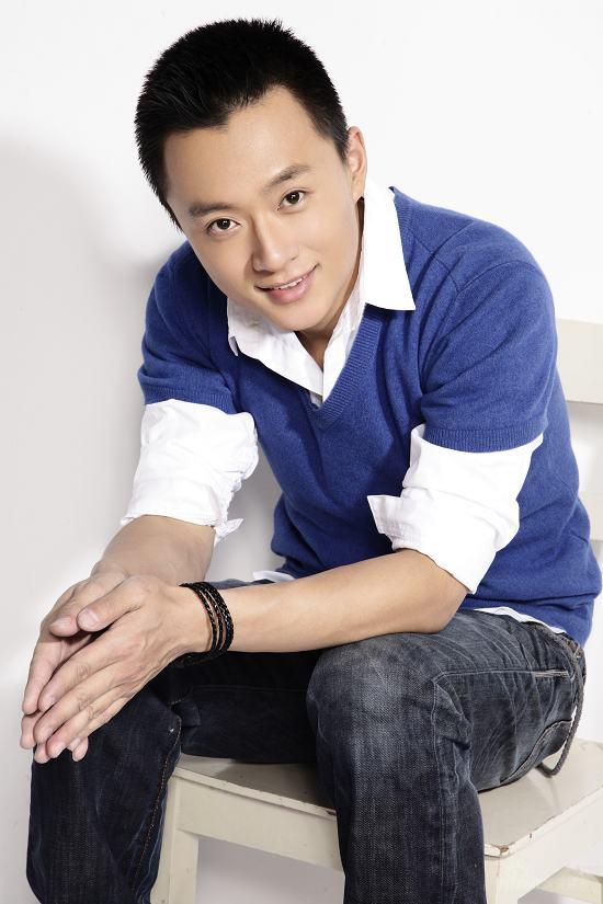 吴健很想演《团长》 导演觉得"太漂亮"(图)