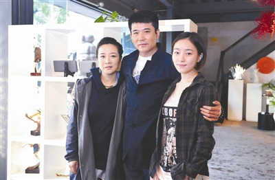 陈小艺《不分手》与孙淳演夫妻 撒娇自有一套