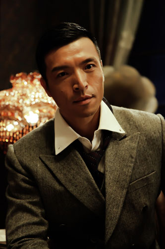 硬汉王伟光变身帮派虎将 誓言要一直硬下去(图)