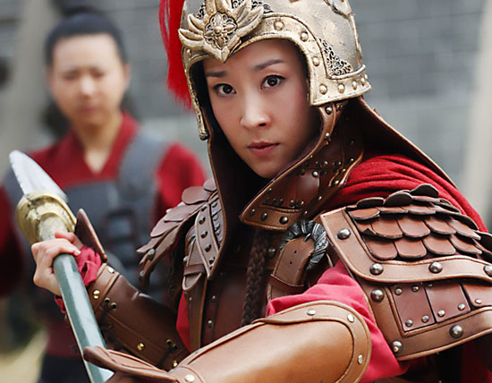 苗圃领衔《穆桂英挂帅》 "将帅气"撼千军(图)