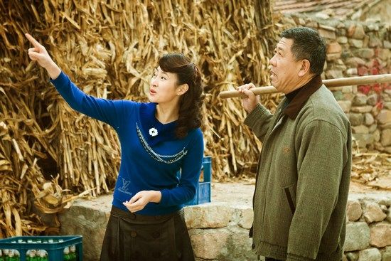 喜临门热播警察专业户程煜变正义老村长