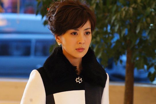 《合适婚姻》桑叶红角色反差令观众始料未及