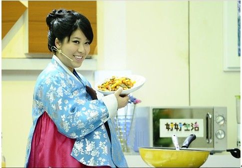 韩国辣妹化身"大长今" 赵守镇自称泡菜达人_影音娱乐_新浪网